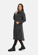 'Seriva' sukienka – artystyczna, przytulna i podkreślająca figurę