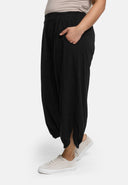 Spodnie „Valeria” – komfortowe, płynne i nowoczesne