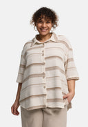 Blús 'Avina' – aerúil, nádúrtha & éasca le comhcheangal