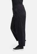 Pantalon large avec stretch en parachute 'Isara'